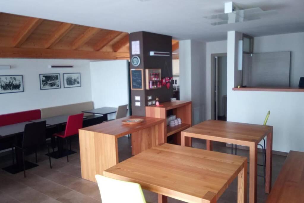 Chalet Maso Fradea Family Resort Кастелло-Тезіно Екстер'єр фото